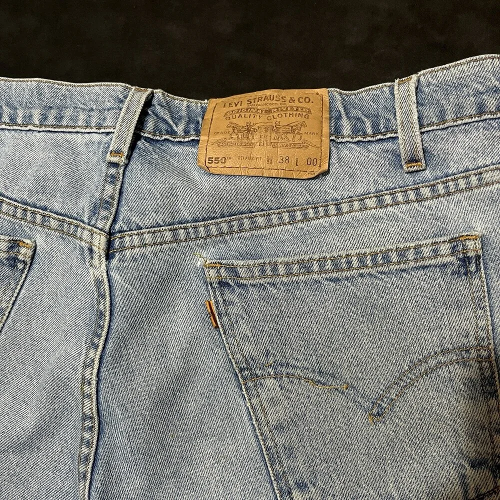 Vintage Levi’s 560 Wide Leg Orange Tab Denim Jean Shorts Jorts Mens 38 1990s